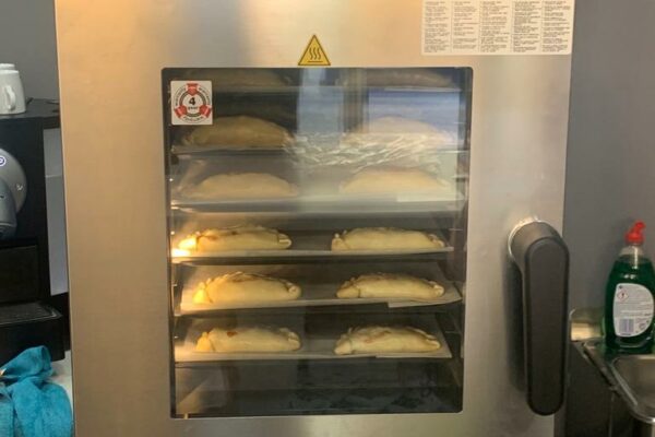 Horno grande cafeteria panaderia castellon