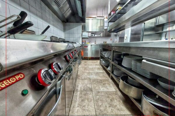 Banco de cocina con horno Castellon